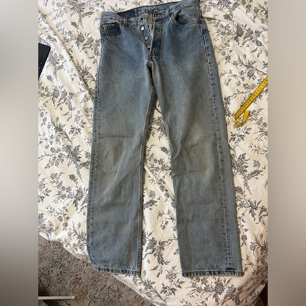 VINTAGE Levis 501 made in canada